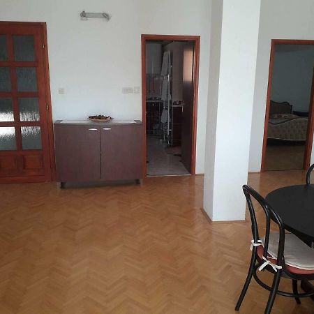 Apartmani Alenka Primosten Bagian luar foto