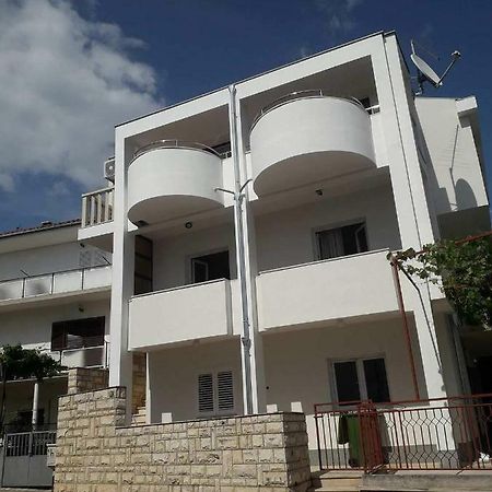Apartmani Alenka Primosten Bagian luar foto