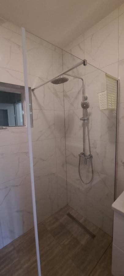 Apartmani Alenka Primosten Bagian luar foto