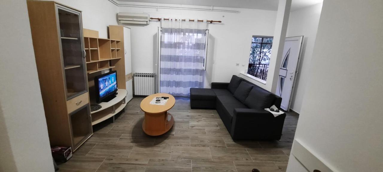 Apartmani Alenka Primosten Bagian luar foto