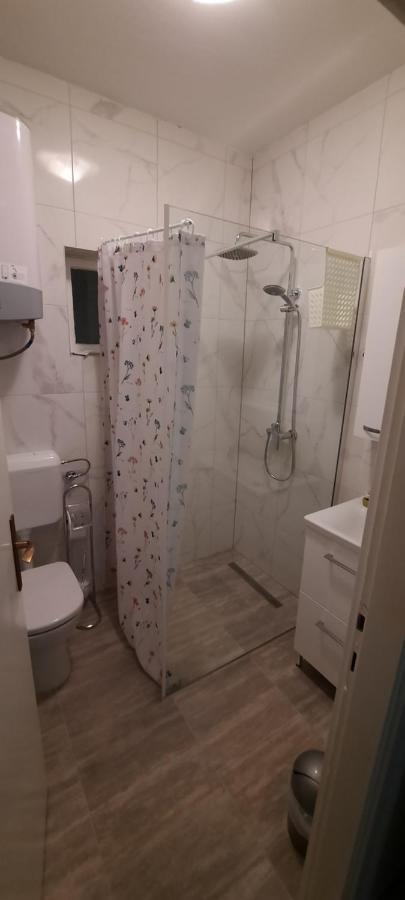 Apartmani Alenka Primosten Bagian luar foto