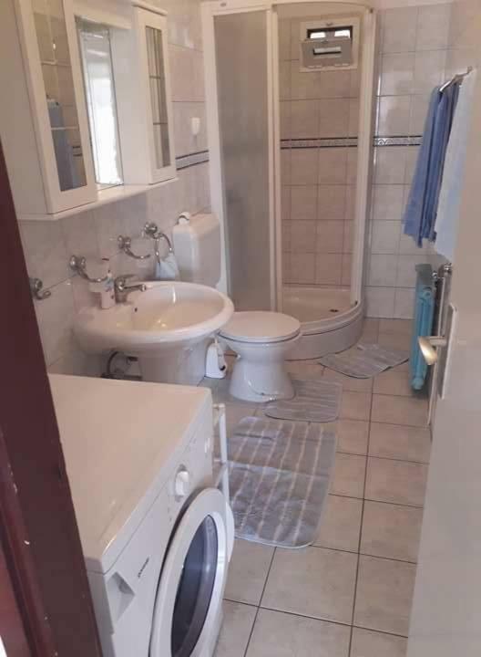 Apartmani Alenka Primosten Bagian luar foto
