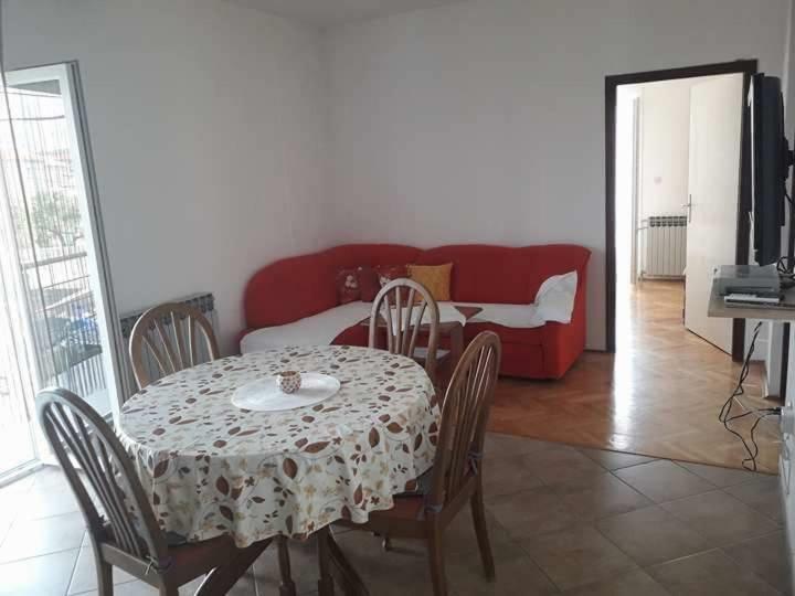 Apartmani Alenka Primosten Bagian luar foto